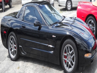 Corvette Zo6 Black. 2002 Corvette Z06 400+HP